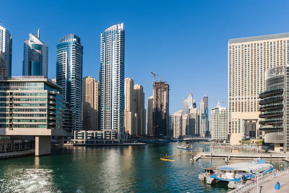 Best Communities for Expats Moving to Dubai in 2025