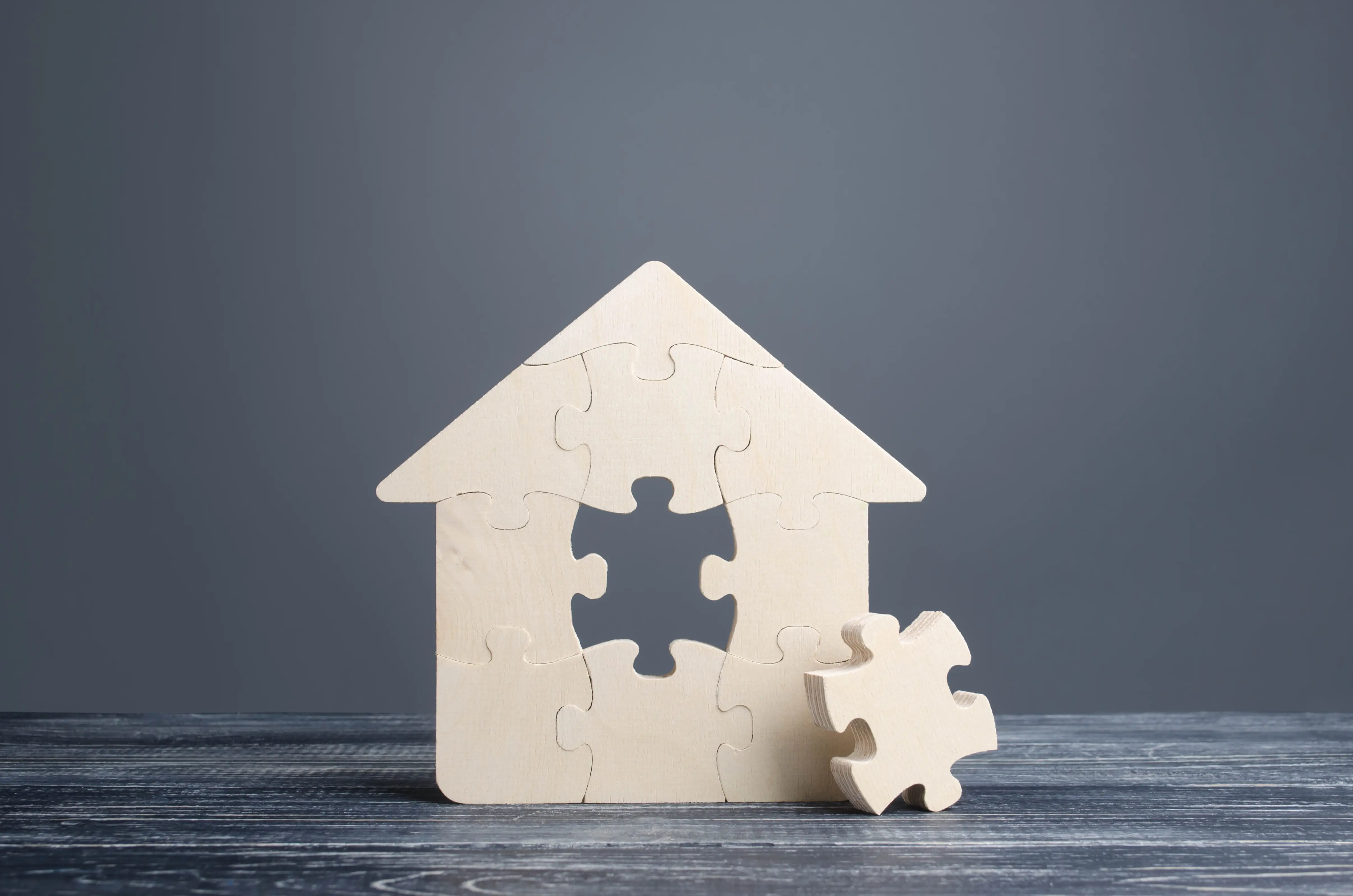 Challenges and Solutions for Real Estate Agents in Dubai